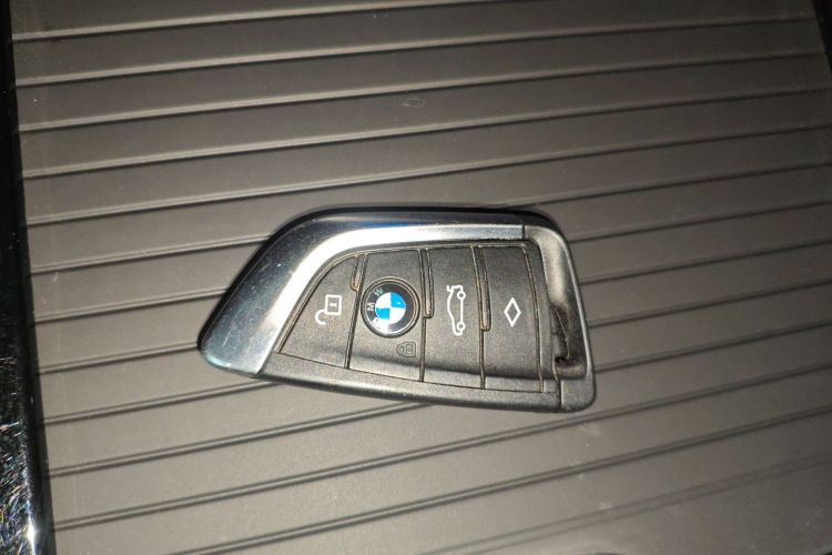 宝马iX3 2022款 改款 领先型中控内饰7001