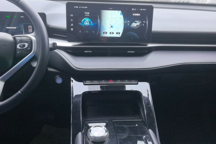 哈弗H6 2021款 第三代 1.5T 自动两驱Pro中控内饰16