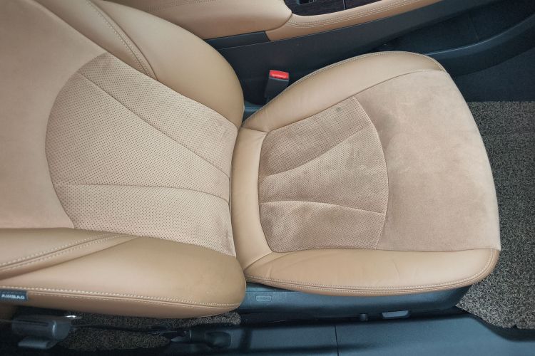 别克 君越 2016款 28T 精英型局部细节41