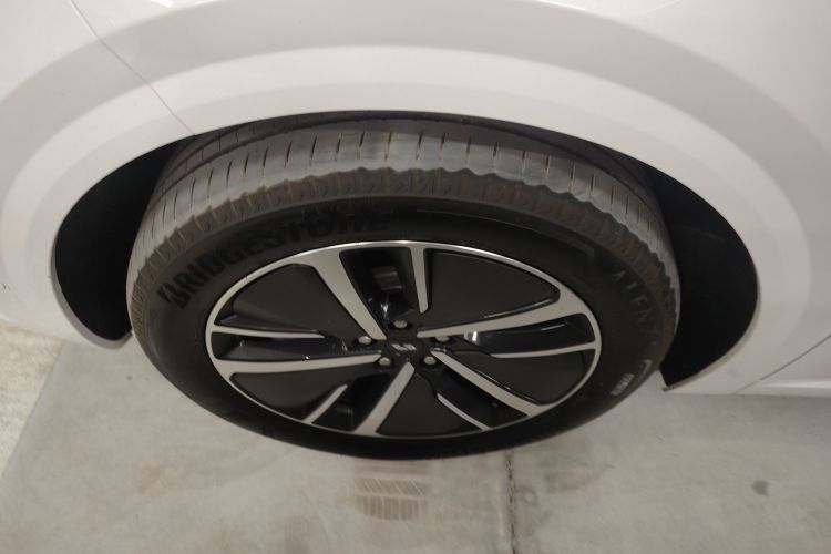 理想汽车 理想L6 2024款 Pro车身外观6002