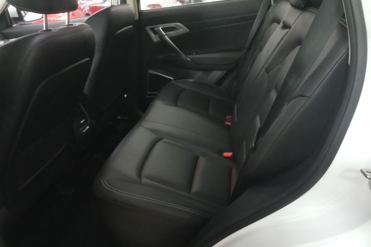 吉利汽车 博越 2018款 1.8TD 自动两驱智联型4G互联版中控内饰7004