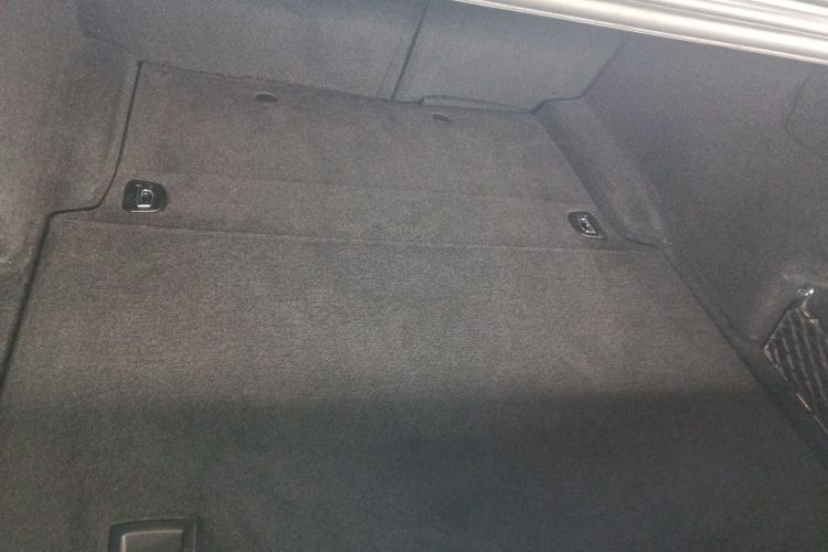 玛莎拉蒂 Ghibli 2017款 3.0T 标准版机舱底盘23