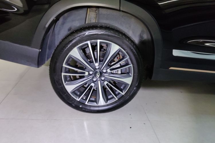 奇瑞 瑞虎8 PRO 2024款 冠军版 390T 两驱巅峰版 7座车身外观6008