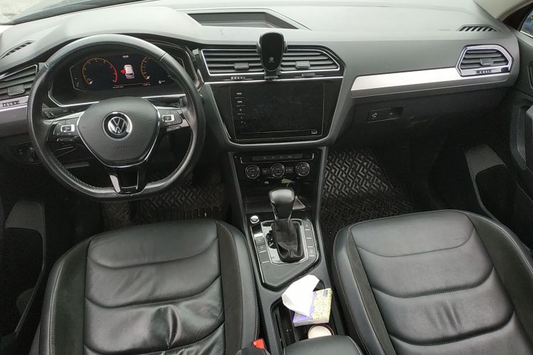 大众 途观L 2021款 330TSI 自动两驱智享版中控内饰12