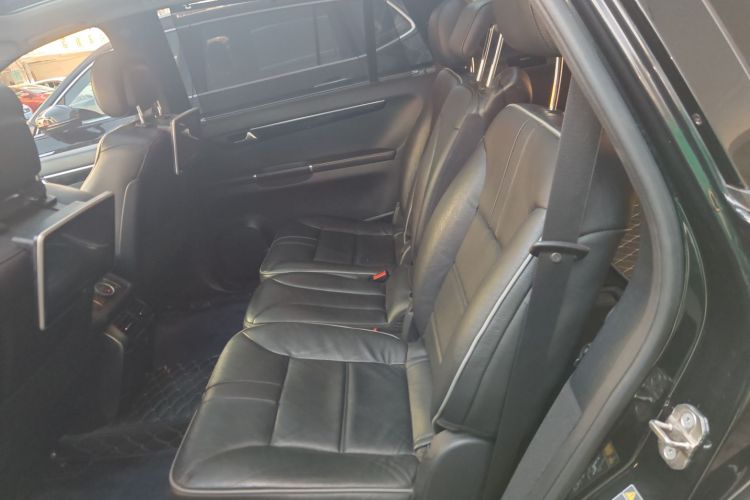 奔驰R级 2017款 R 320 4MATIC 商务型臻藏版中控内饰21