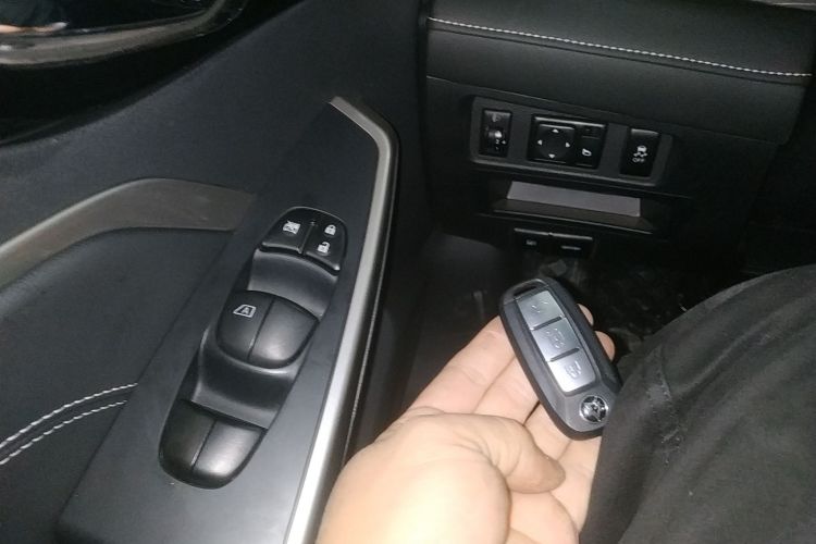 启辰D60 2023款 PLUS 1.6L XL CVT悦领版中控内饰7001