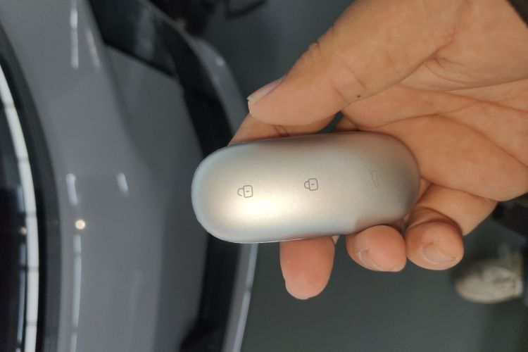 理想汽车 理想L6 2024款 Max中控内饰7001