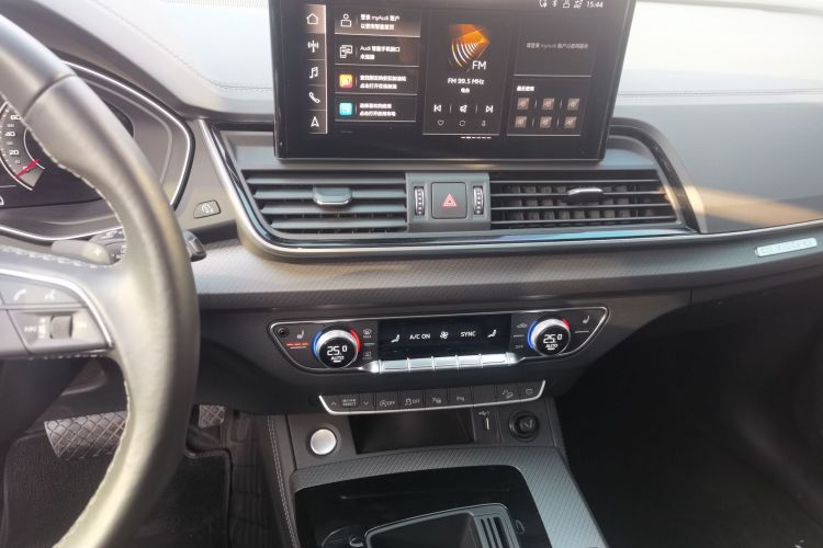 奥迪Q5L Sportback 2021款 40 TFSI 时尚型局部细节16