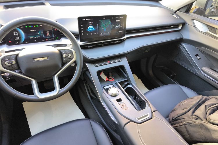 哈弗H6 2022款  第三代 1.5T 自动两驱Supreme+中控内饰18