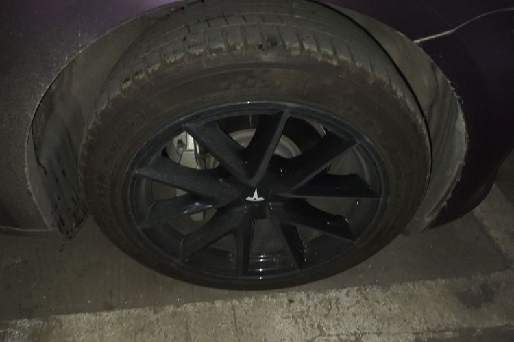 特斯拉 Model 3 2019款 标准续航后驱升级版车身外观10