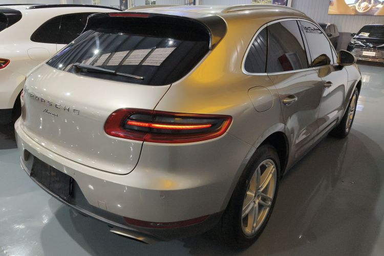 保时捷 2014款 Macan 2.0T车身外观6005