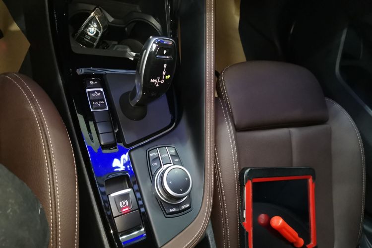 宝马X1 2020款 sDrive20Li 尊享型中控内饰18