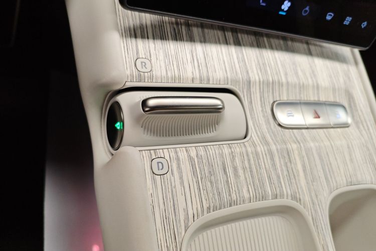 蔚来ET7 2022款 100kWh 首发版中控内饰18