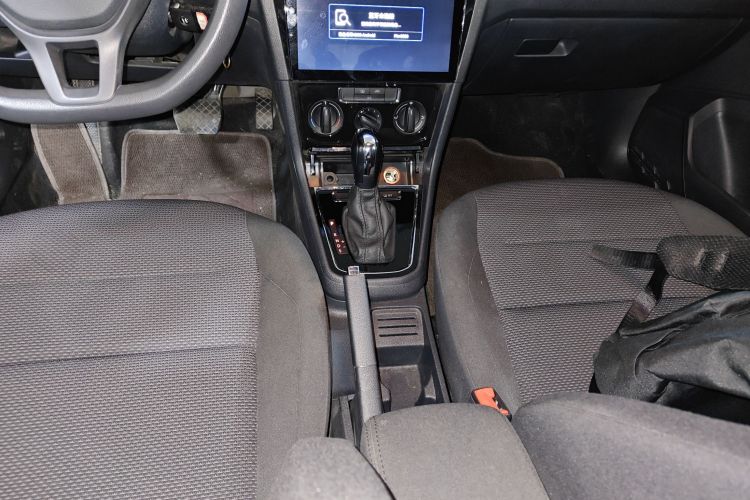 大众 2019款 改款 宝来·传奇 1.5L 自动时尚型 国VI局部细节18