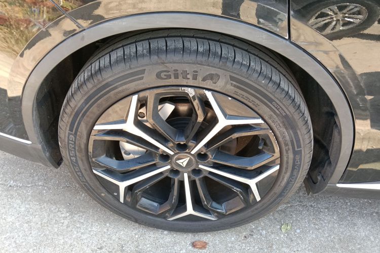 深蓝汽车 深蓝SL03 2023款 200Max增程版车身外观6008