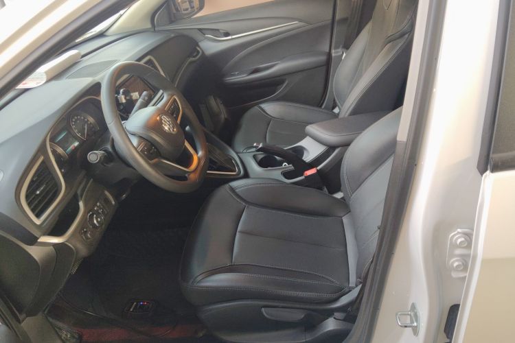 别克 英朗 2021款 改款 典范 1.5L 自动精英型中控内饰19