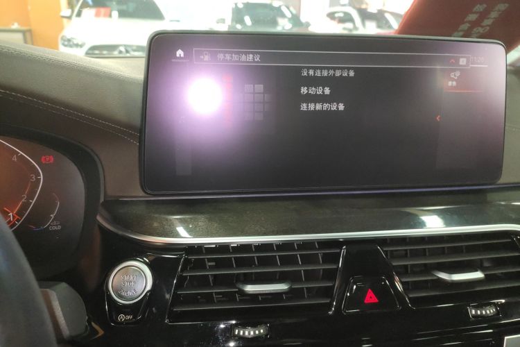 宝马5系 2021款 525Li M运动套装中控内饰16