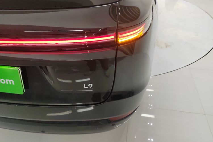 理想汽车 理想L9 2023款 Pro车身外观9