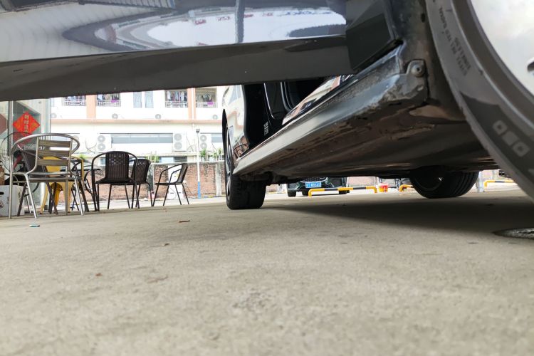 大众 高尔夫GTI 2023款 380TSI DSG GTI局部细节9001