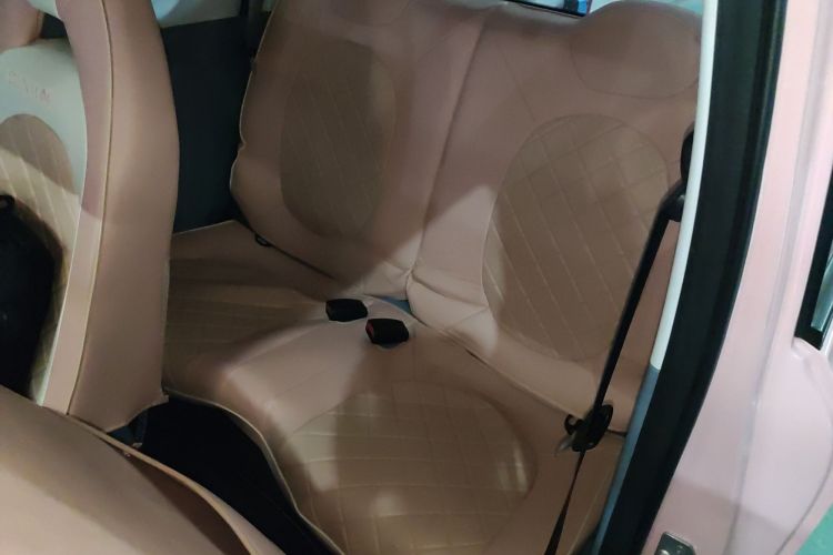 奔腾小马 2025款 222km 闪电马中控内饰21