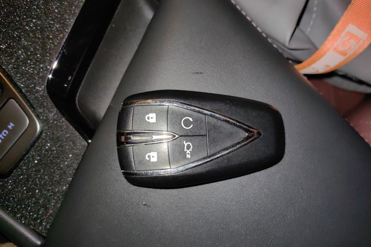 长安 逸动 2022款 PLUS 蓝鲸NE 1.4T GDI DCT旗舰版中控内饰11