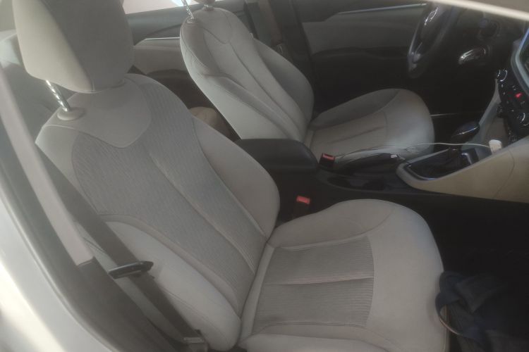 别克 英朗 2018款 15T 双离合进取型 国V局部细节41