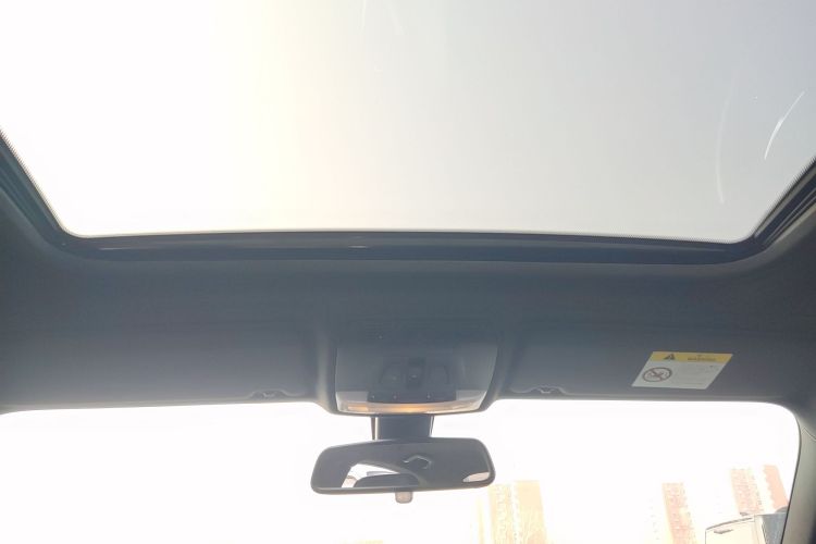 宝马3系 2018款 320i M运动套装中控内饰22