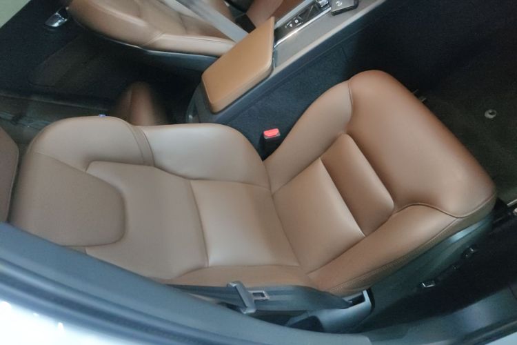 沃尔沃XC60 2024款 B5 四驱智逸豪华版局部细节41