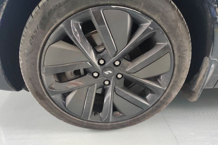 理想汽车 理想L6 2024款 Pro车身外观6007