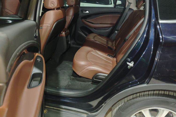 别克 昂科威 2020款 20T 两驱豪华型中控内饰7004