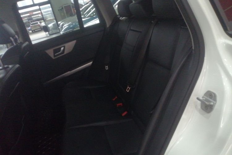 奔驰GLK级 2014款 GLK 260 4MATIC 动感型中控内饰7004
