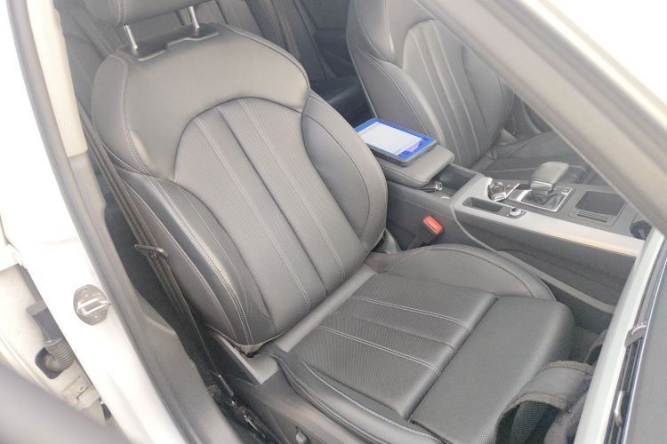 奥迪A4L 2022款 40 TFSI 时尚动感型局部细节41