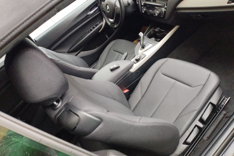 宝马2系(进口) 2015款 218i 敞篷轿跑车局部细节41