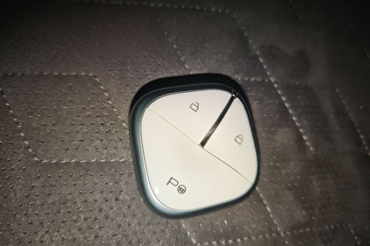 宝骏KiWi EV 2023款 大疆版 磷酸铁锂中控内饰7001