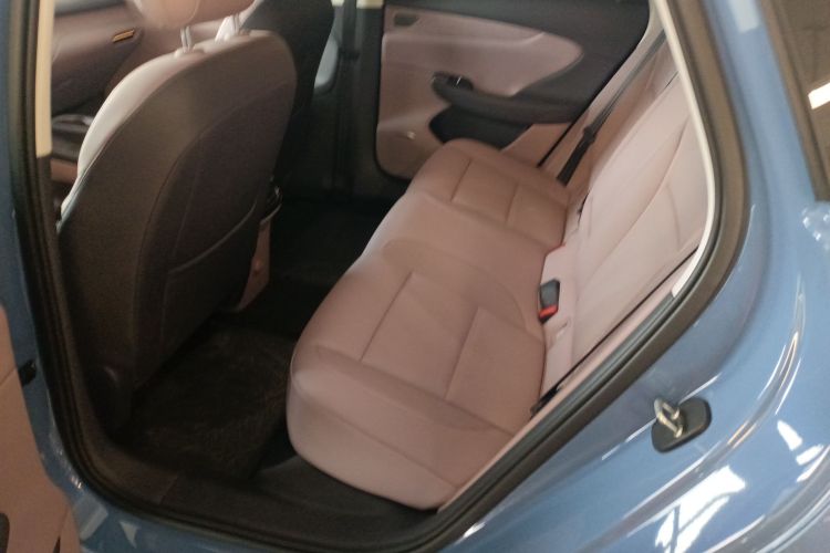 红旗天工05 2025款 750智选版中控内饰7004