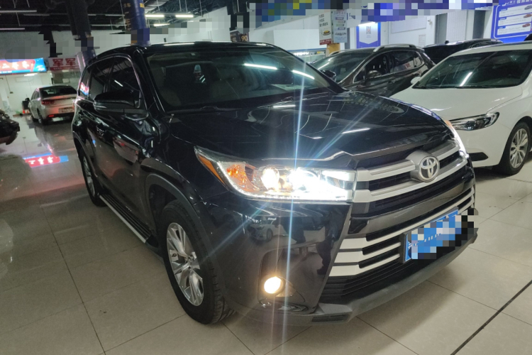 丰田 汉兰达 2018款 2.0T 两驱精英版 5座 国V车身外观3