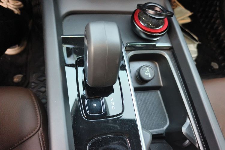 沃尔沃S60 2023款 B4 智逸豪华版中控内饰18