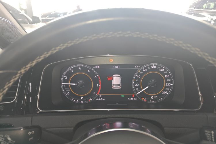 大众 高尔夫 2019款 280TSI DSG R-Line型 国VI局部细节14