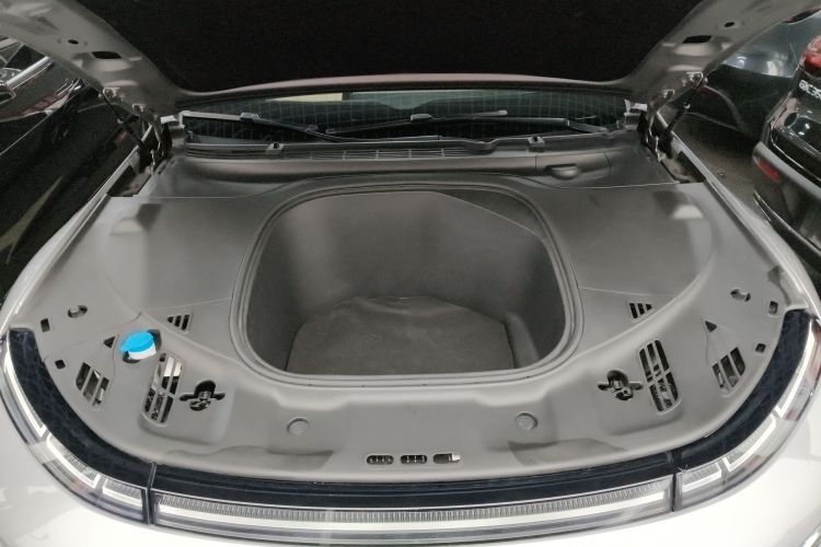 小鹏P7 2022款 670N+局部细节24