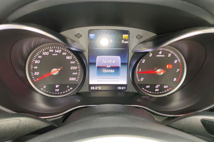 奔驰C级 2017款 改款 C 200 L 运动版中控内饰14