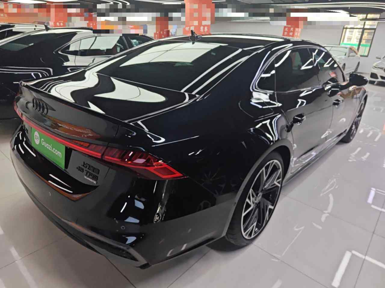奥迪A7L 2024款 45 TFSI quattro 黑武士版(4)