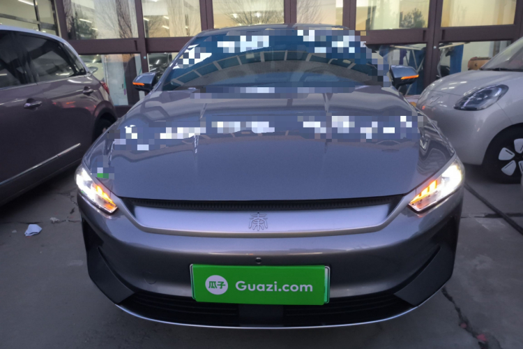 比亚迪 秦PLUS 2023款 冠军版 EV 420KM超越型车身外观2