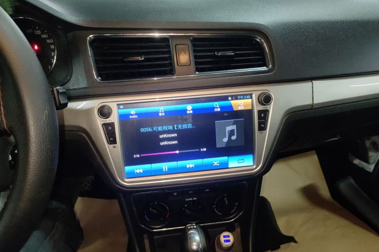 大众 朗行 2015款 230TSI DSG舒适版中控内饰16