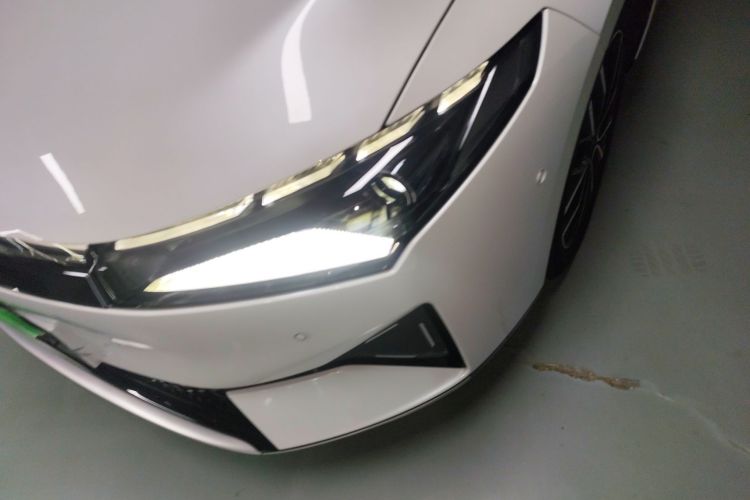 小鹏P5 2022款 550E局部细节36