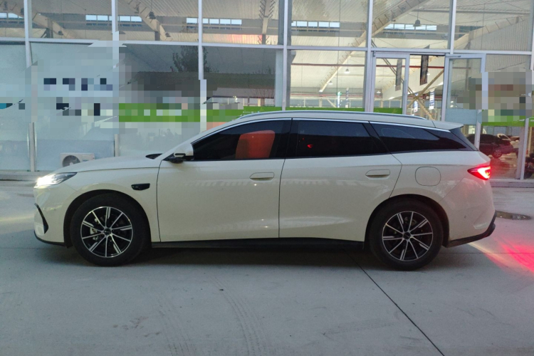 比亚迪 海豹06 DM-i旅行版 2025款 DM-i 80KM尊贵型车身外观6003