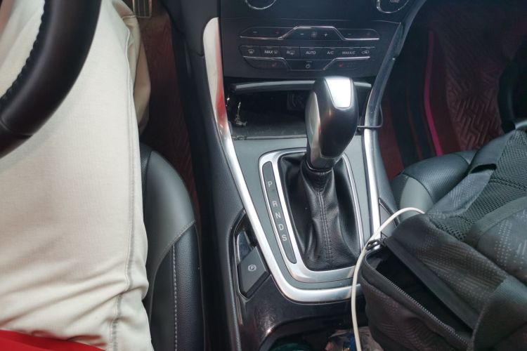 福特 锐界 2018款 EcoBoost 245 四驱运动型 7座 国V局部细节18