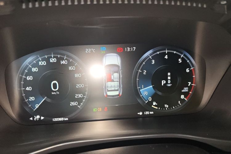 沃尔沃XC40 2020款 T4 四驱智远豪华版中控内饰14