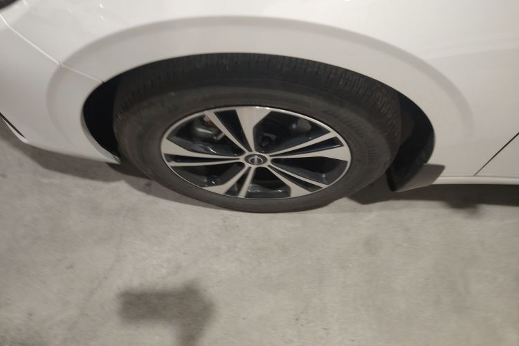 日产 轩逸 2026款 1.6L CVT悦享版车身外观6007