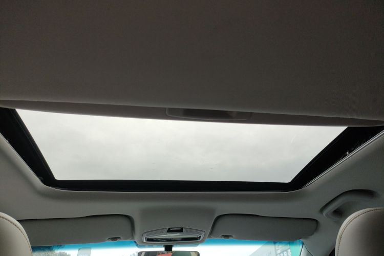 吉利汽车 帝豪L HiP 2022款 1.5TD-DHT Pro 100KM Super 迅中控内饰22