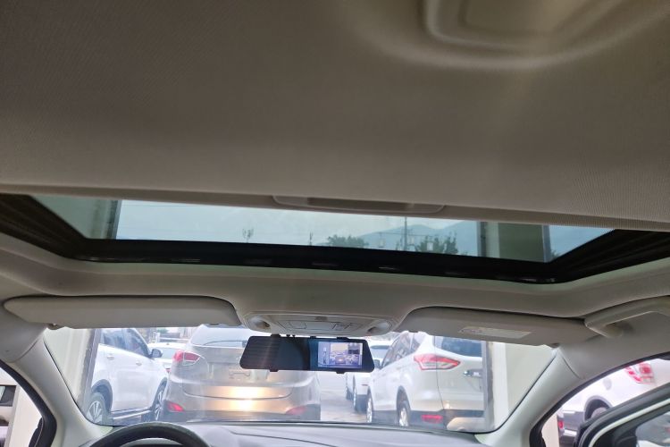 福特 福克斯 2017款 两厢 EcoBoost 125 自动超能风尚型智行版中控内饰22